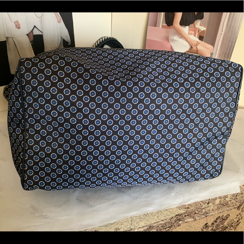 Stella McCartney Falabella large tote! - Picture 6 of 8